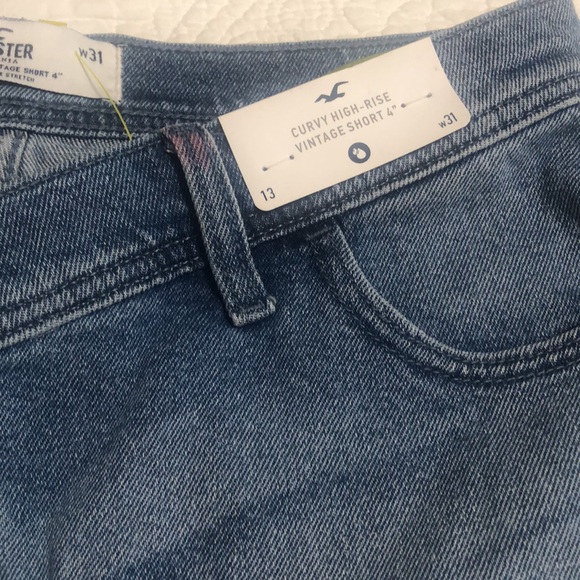 Hollister Denim Shorts. - Picture 5 of 7